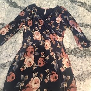 Gilli Rose Wrap Dress